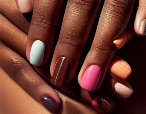 colores de uñas para morenas|13 colores y estilos de uñas que realzan la piel morena